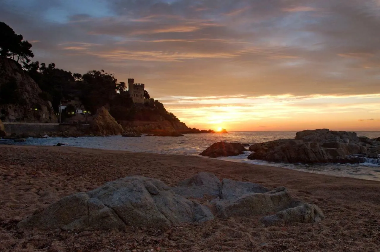 Villa Jaruco Lloret de Mar 0*,  Spain